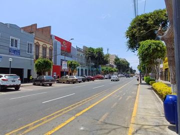 Locales Comerciales Venta AV. Saenz Peña  - CALLAO
