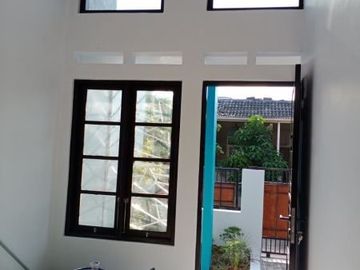 Rumah desain minimalis di alamanda Regency Bekasi