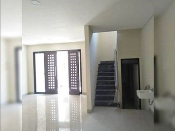 Rumah Jalan Raya Panjang Jiwo Surabaya