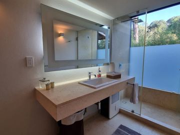 CASA EN VENTA EN AVANDARO