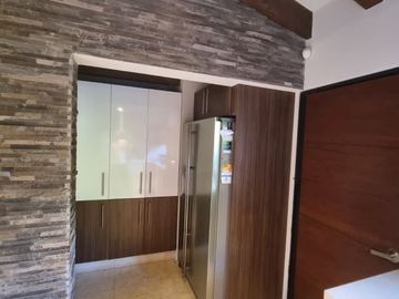 CASA EN VENTA EN AVANDARO