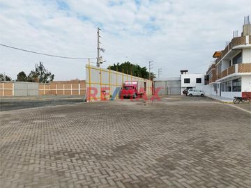 🏭 **Alquiler de Local Industrial con seguridad 24/7 en  Carretera Pomalca-Chiclayo** 🚀

¿Estás buscando un espacio amplio y estratégicamente ubicado