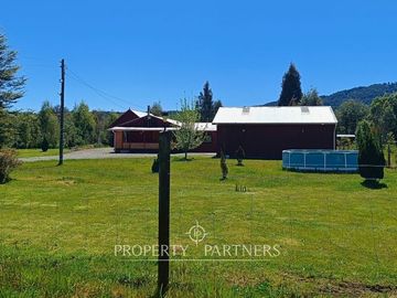 Terreno con Galpones, Casa y Bodegas Riñihue ¡Gran oportunidad de inversión !