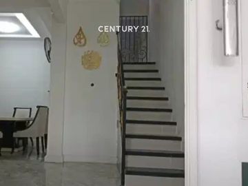 Disewakan Rumah Siap Huni Dalam Cluster Di Sektor 9 Bintaro