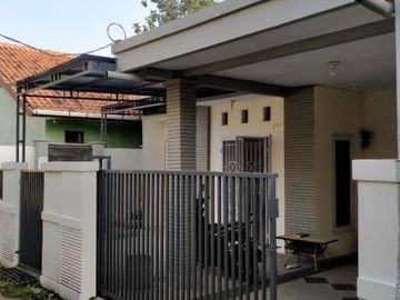 FOR SALE RUMAH LOKASI JALAN MANDOR SANIM KUKUSAN BEJI DEPOK