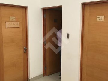 Oficina en Venta en Los carrera, a pasos de la plaza de armas