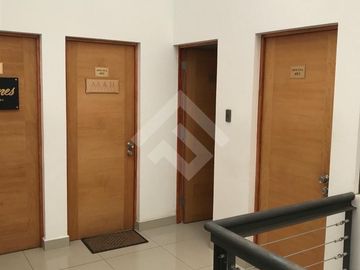 Oficina en Venta en Los carrera, a pasos de la plaza de armas