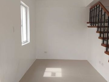 House and Lot For sale in Bacoor Cavite (Pre Selling)