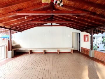 apartamento en venta en alférez real. Cod V16705