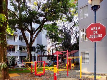 apartamento en venta en alférez real. Cod V16705