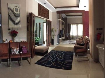 Rumah Ciputat Dijual Mewah dalam Perumahan Cantik