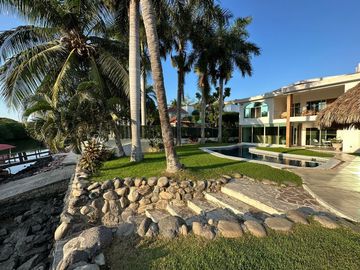 Casa de Venta en Náutico Nuevo Vallarta, Nayarit