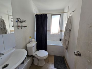 Casa en venta 3D, 4B, PISCINA. Interior de Condominio.