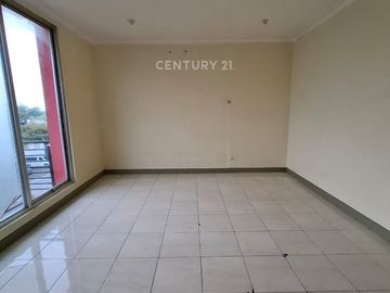 Disewakan Ruko Rapih Siap Usaha Di Aralia Harapan Indah