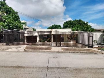 casa en venta en ciudad jardín. Cod V100742