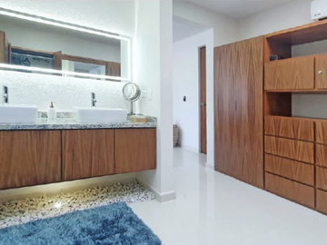 CASA EN RESIDENCIAL VALENIA
