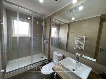 En Venta Preciosa Casa  Mediterránea en Condominio.
