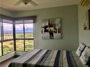 VENTA DE PENTHOUSE FRENTE A LA  PLAYA, EN GORGONA