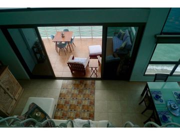 VENTA DE PENTHOUSE FRENTE A LA  PLAYA, EN GORGONA