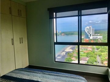 VENTA DE PENTHOUSE FRENTE A LA  PLAYA, EN GORGONA