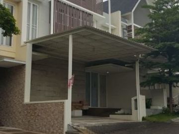 Dijual Rumah di Royal Residence, Surabaya