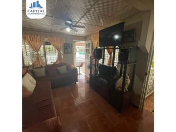 SE VENDE CASA EN NOGALES 1