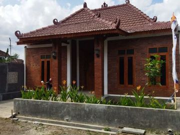 Rumah MOdel Etnik Jawa Strategis Belakang SMK N 1 Godean
