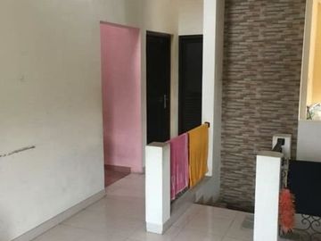 Dijual Rumah dan Ruang Usaha di Cisaranten, Arcamanik