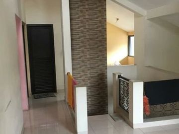 Dijual Rumah dan Ruang Usaha di Cisaranten, Arcamanik