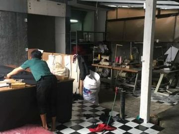Dijual Rumah dan Ruang Usaha di Cisaranten, Arcamanik
