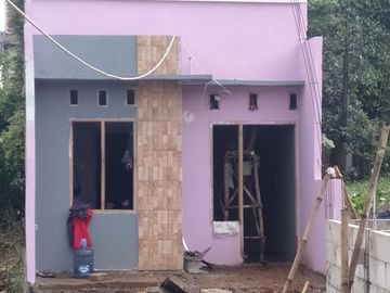 Rumah murah 100 jutaan strategis di belakang mall dtc