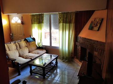 Venta de casa y depto