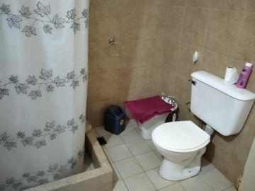 Venta de casa y depto