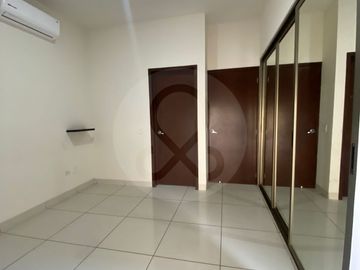 MEDITERRANEO CLUB RESIDENCIAL  Casa en venta en Fraccionamiento Marina Mazatlán