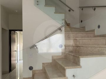 MEDITERRANEO CLUB RESIDENCIAL  Casa en venta en Fraccionamiento Marina Mazatlán