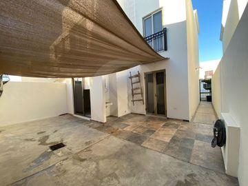 MEDITERRANEO CLUB RESIDENCIAL  Casa en venta en Fraccionamiento Marina Mazatlán