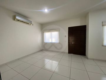 MEDITERRANEO CLUB RESIDENCIAL  Casa en venta en Fraccionamiento Marina Mazatlán
