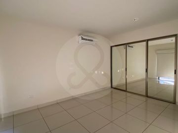MEDITERRANEO CLUB RESIDENCIAL  Casa en venta en Fraccionamiento Marina Mazatlán