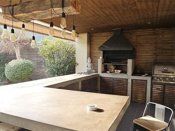 Casa en venta de 3 dorm. en Colina