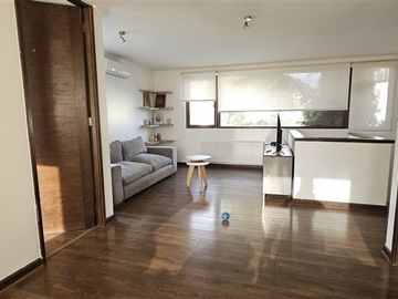 Casa en venta de 3 dorm. en Colina