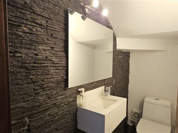 Casa en venta de 3 dorm. en Colina