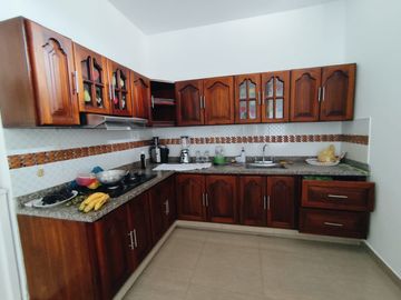 casa en venta en alto del castillo. Cod V16492