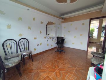 casa en venta en alto del castillo. Cod V16492