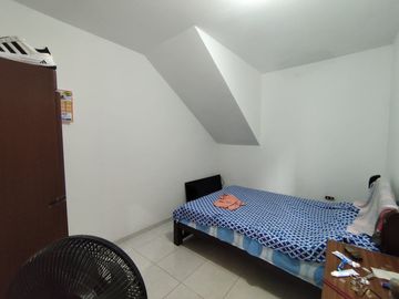 casa en venta en alto del castillo. Cod V16492