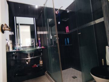 casa en venta en alto del castillo. Cod V16492