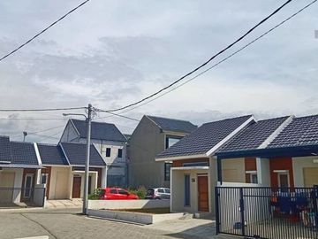 Rumah selangkah ke tol seroja dengan dp 30jt an
