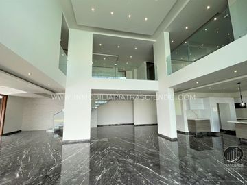 Lujosa Residencia en Venta En Ayamonte, Zapopan, Jalisco