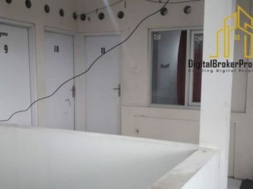 JUAL CEPAT RUMAH SECOND MULTIFUNGSI LOKASI STRATEGIZ DALAM KOMPLEK PERUMAHAN CIBOLERANG BANDUNG | KOMALAN
