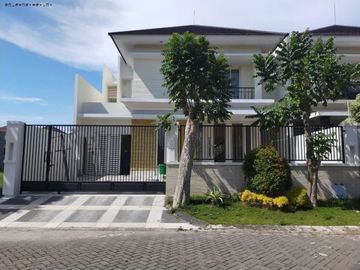 Rumah Puri Galaxy Hadap selatan, Minimalis, Baru Gress