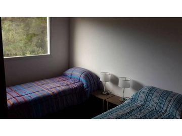 Casa 3 ambientes con gran parque Acantilados